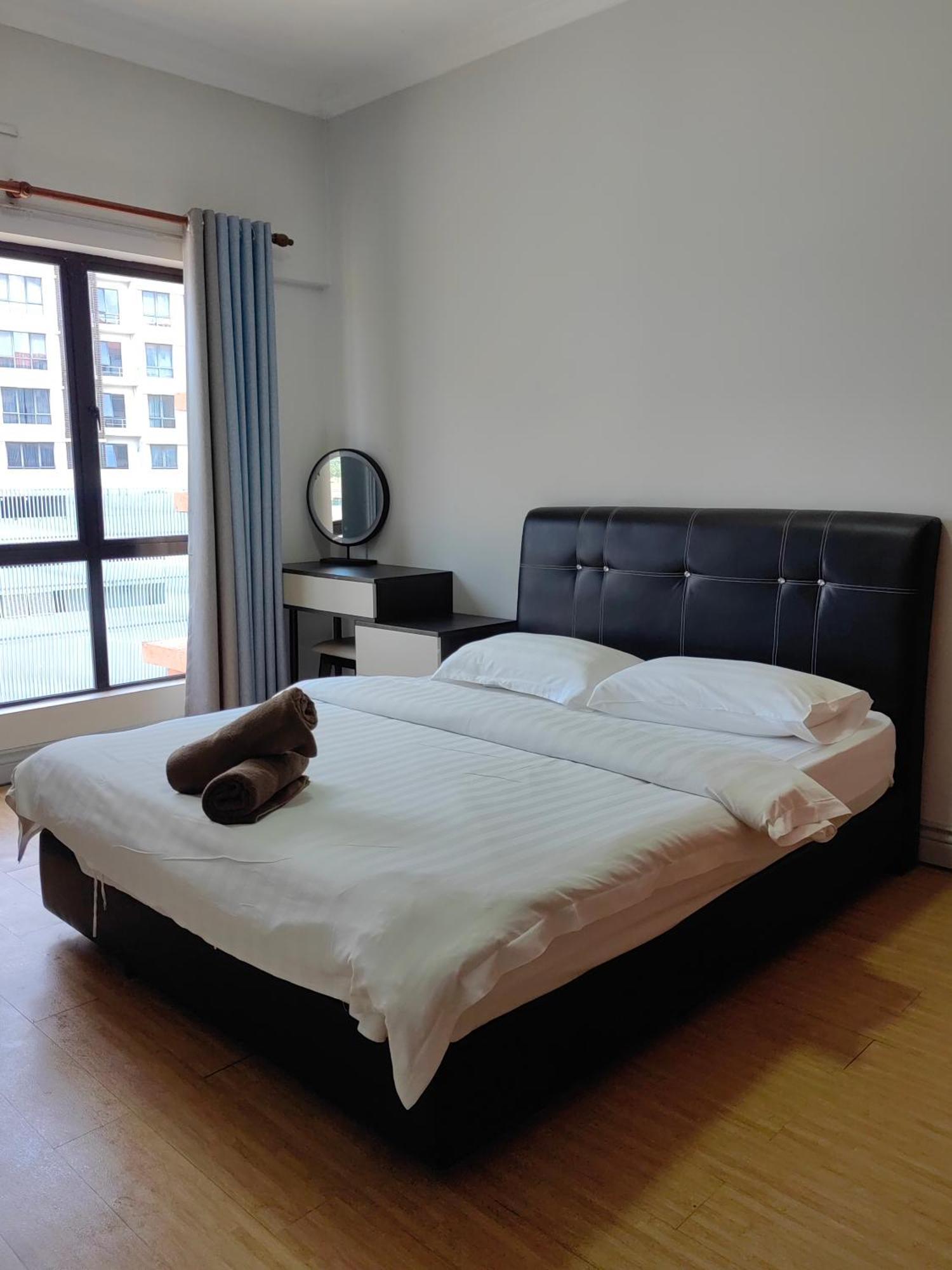 Town Condo - Marina Court Kota Kinabalu Bagian luar foto