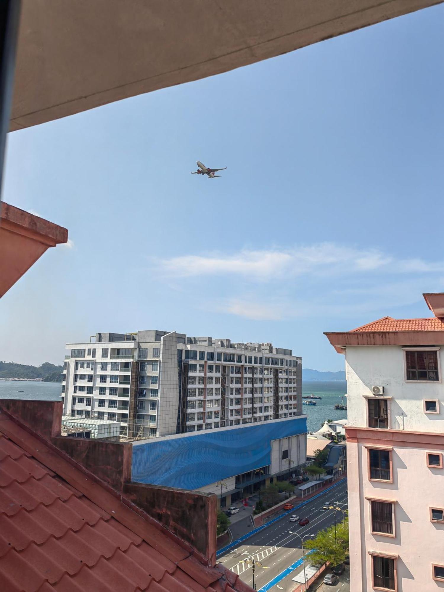 Town Condo - Marina Court Kota Kinabalu Bagian luar foto