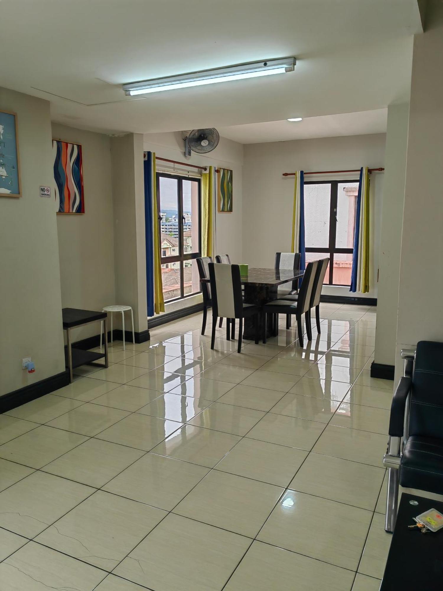Town Condo - Marina Court Kota Kinabalu Bagian luar foto