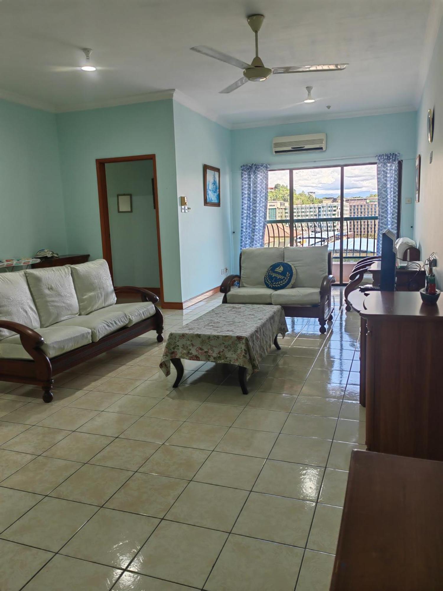 Town Condo - Marina Court Kota Kinabalu Bagian luar foto