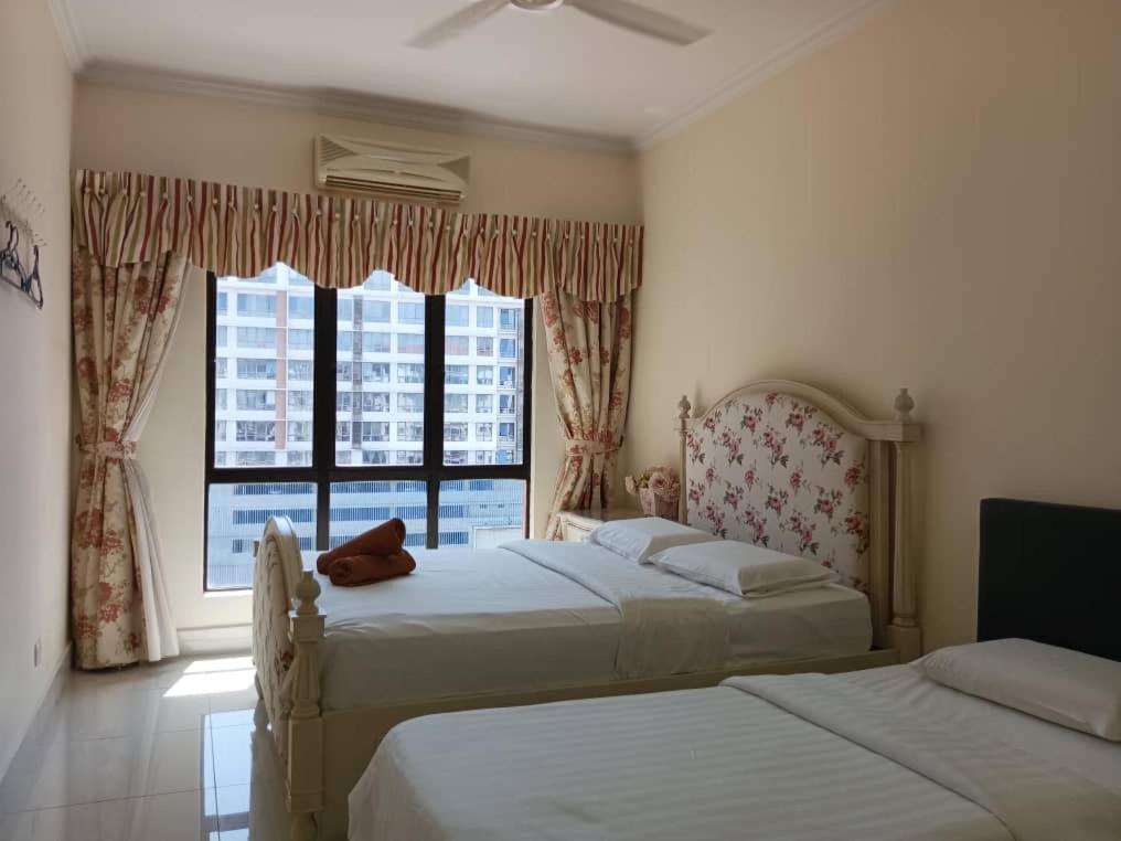 Town Condo - Marina Court Kota Kinabalu Bagian luar foto