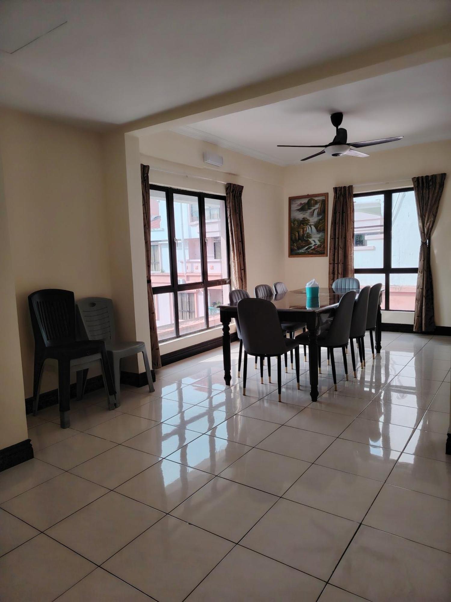 Town Condo - Marina Court Kota Kinabalu Bagian luar foto